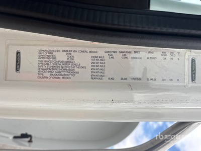 2017 Freightliner M2 106 2000 gal 4x2 Water Truck