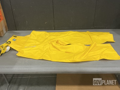 (10) Viking Waterproof Rain Bib Pants