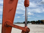 Hydraulics with Bucket Cylinder