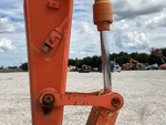 Hydraulics with Bucket Cylinder