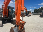 Hydraulics with Bucket Cylinder