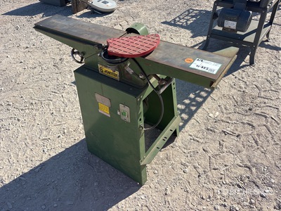 Central Machinery 599 6 in Jointer