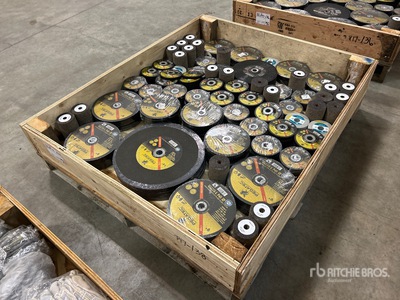 Quantity of Welders Grinding Disks (Unused)