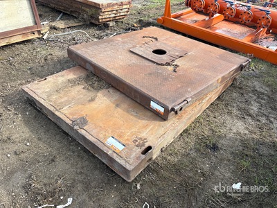 Quantity of (2) Steel Esteras