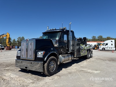 2021 Kenworth W990 6x4 Sleeper Tow Truck