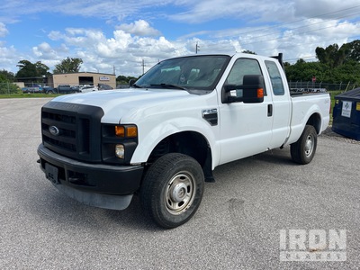 2010 Ford F-250XL XL 4x4 Extended Cab Pickup