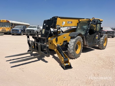 2022 Cat TL642 Telehandler
