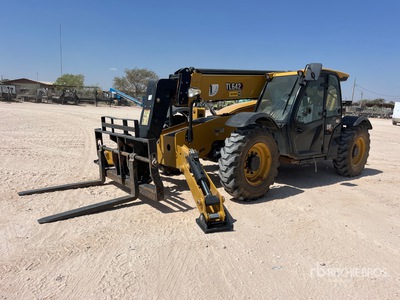 2022 Cat TL642 Telehandler