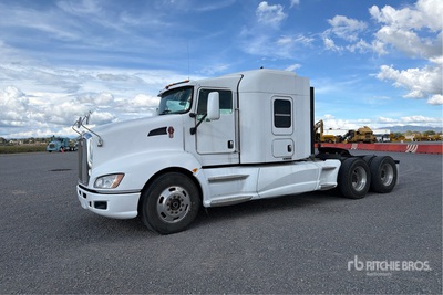 2014 Kenworth T660 6x4 Tractocamion con Dormitorio / Sleeper Prime Mover