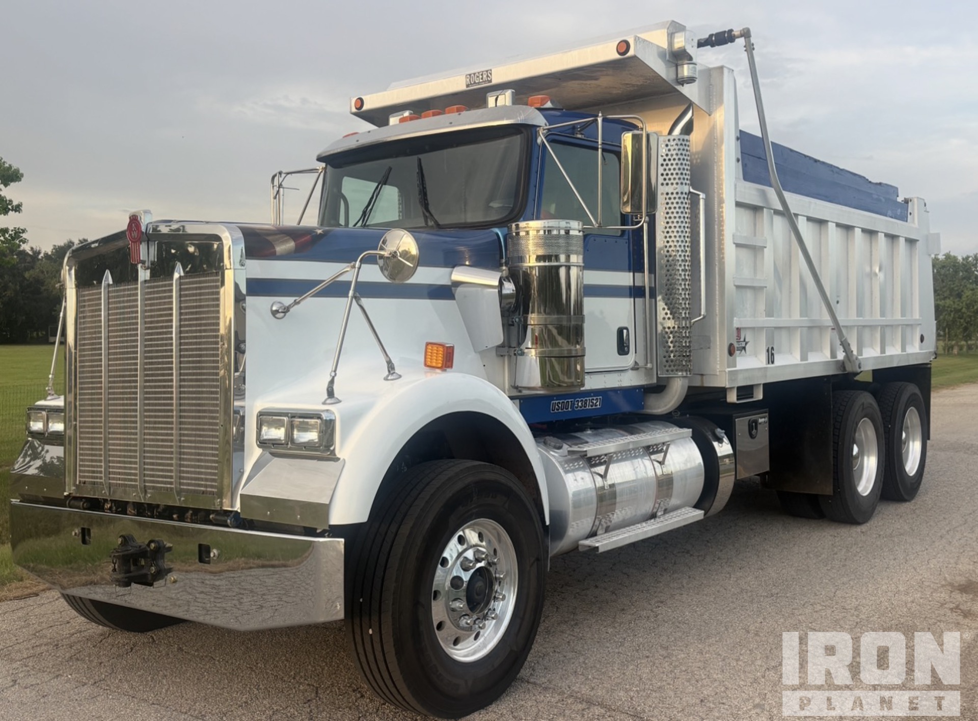 2023 Kenworth W900 T/A Dump Truck
