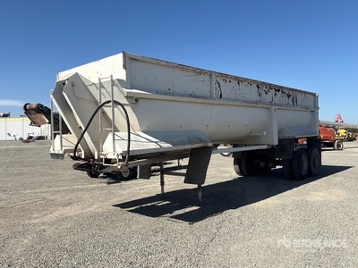 2001 Western 30 ft T/A Frameless Remorque à benne basculante