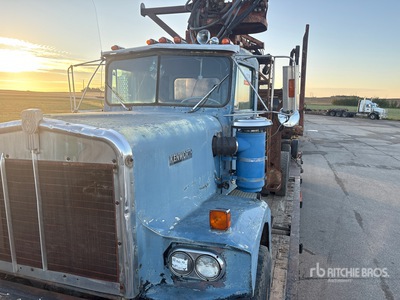 1981 Kenworth Log Truck