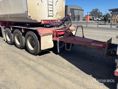 2023 Moore Tri/A Road Train Dolly
