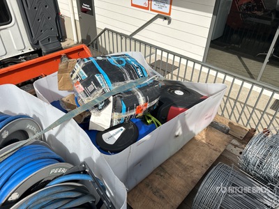 Quantity of Hose Reels ادوات صناعية متنوعة