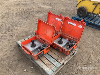 Quantity of (3) MIG Soldadora