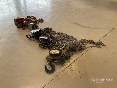 Quantity of (5) Industrial Lifting Equipment Attrezzatura industriale
