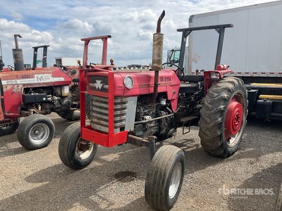 1972 Massey Ferguson 165 2WD Ciągnik użytkowy (Inoperable)