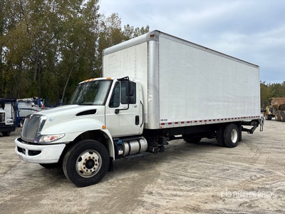 2016 International 4300 4x2 Autocarro furgonato