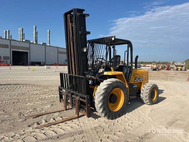 2018 JCB 950-4 8000 lb 4x4 Rough Terrain Forklift
