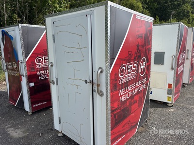 B & T Manufacturing H3 5 ft x 4 ft Wellness Hub & مرحاض متنقل