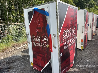 B & T Manufacturing H3 5 ft x 4 ft Wellness Hub & مرحاض متنقل