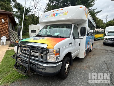 2018 Ford E-450 Econoline 4x2 20-Seat Transit Bus (Inoperable)