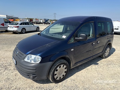 Volkswagen Caddy Cargo Van
