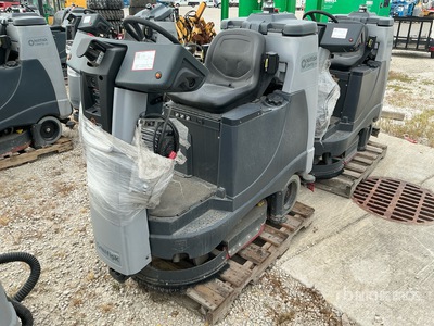 2022 Nilfisk Liberty SC60 X71D Ride-On Electric Fregadora de Suelos