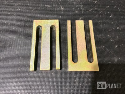 (674) TEC Aerospace 12518696 Plate Spacers