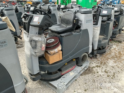 2022 Nilfisk Liberty SC60 X71D Ride-On Electric Fregadora de Suelos