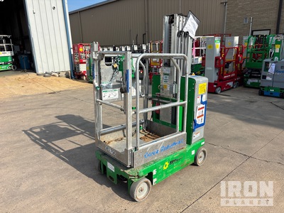 2017 Genie GR-20 Vertikaler Mastlift