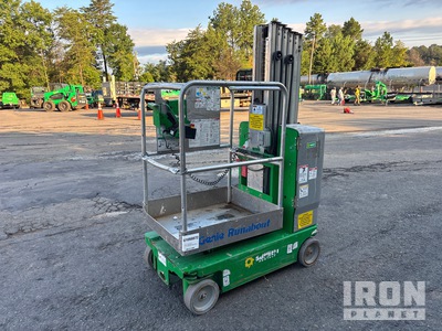 2017 Genie GR-20 Vertical Mast Lift