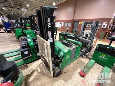 2018 Yale MCW040-E 4000 lb Electric Stacker