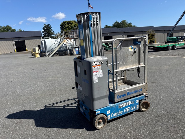 2017 Genie GR-20 Vertical Mast Lift
