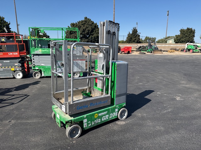 2017 Genie GR-20 Vertical Mast Lift