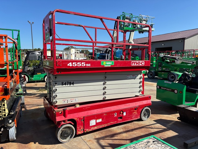2017 MEC 4555SE Electric Scissor Lift