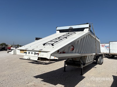 2022 Construction Trailer Specialist 40 ft T/A مقطورة للتفريغ السفلي