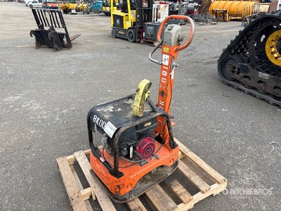 Mikasa MVH206GH Reversible Vibratory Plate Compactor