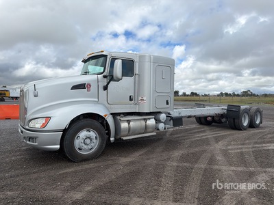 2017 Kenworth T660 6x4 Sleeper Camion Chasis Cabina / Cabine et châssis