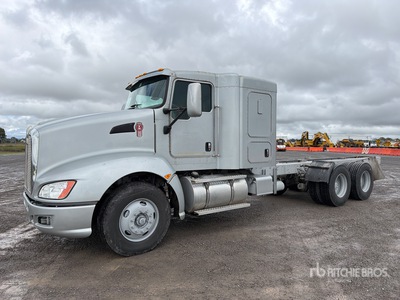 2017 Kenworth T660 6x4 Sleeper Camion Chasis Cabina / Cabine et châssis