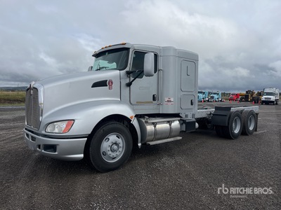 2017 Kenworth T660 6x4 Sleeper Camion Chasis Cabina / Cabine et châssis