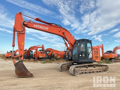 2018 Hitachi ZX225US-6 Escavatore cingolato