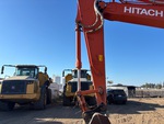 Hydraulics with Bucket Cylinder