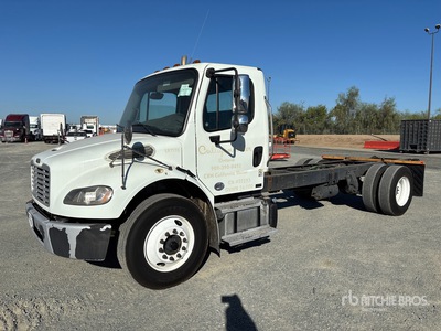 2020 Freightliner M2 106 4x2 Cabine et châssis