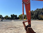 Hydraulics with Bucket Cylinder