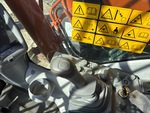 Control Station with Auxiliary Hydraulic Control