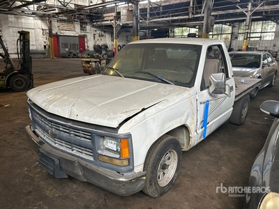 1995 Chevrolet Cheyenne 1500 4x2 Autocarro cassone fisso