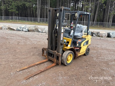 2011 Caterpillar P5000D Gabelstapler