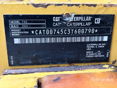 2018 Cat 745 شاحنة قلابة مفصلية
