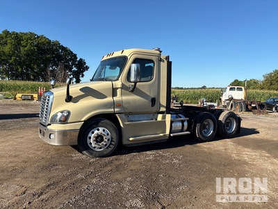 2017 Freightliner Cascadia 125 6x4 T/A Day Cab Truck Tractor